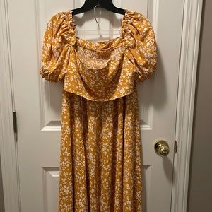 Two piece skirt set